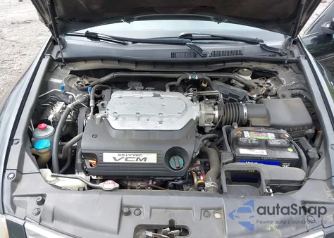 2008 Honda Accord 3.5 Ex-L из США, поврежденный, VIN 1HGCP368X8A086500